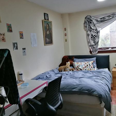Guest House Private Room Near Glasgow City Centre Buitenkant foto
