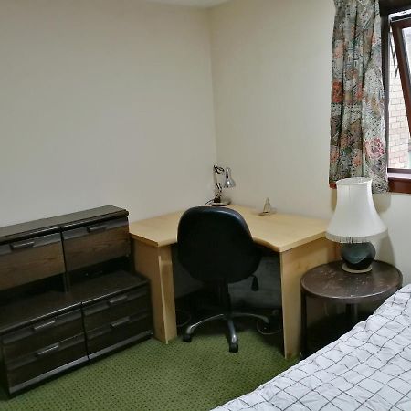 Guest House Private Room Near Glasgow City Centre Buitenkant foto